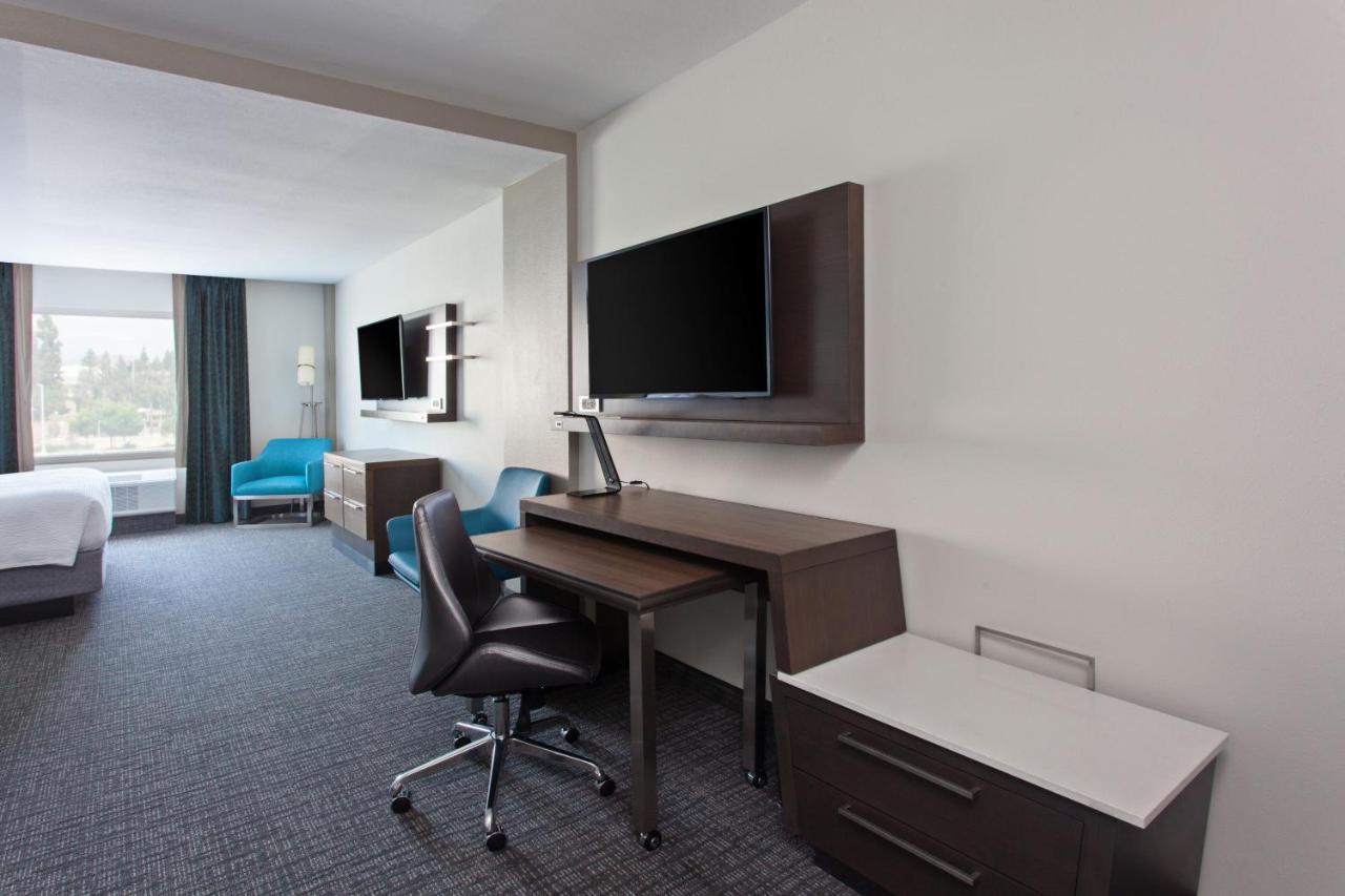 Courtyard By Marriott San Diego El Cajon Bagian luar foto