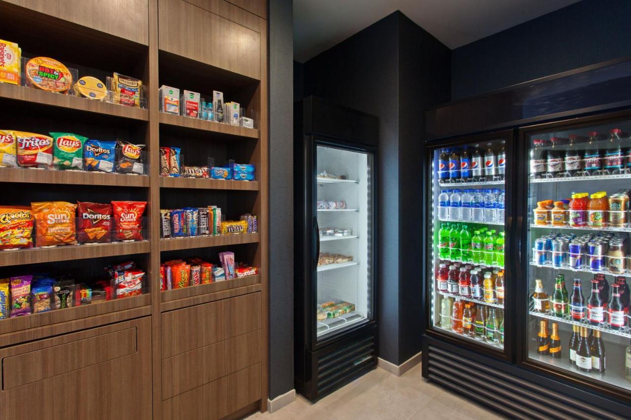 Courtyard By Marriott San Diego El Cajon Bagian luar foto