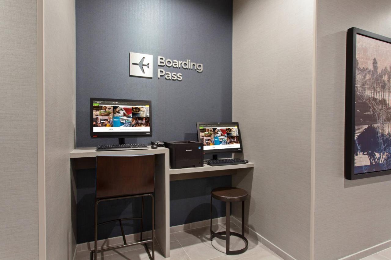 Courtyard By Marriott San Diego El Cajon Bagian luar foto