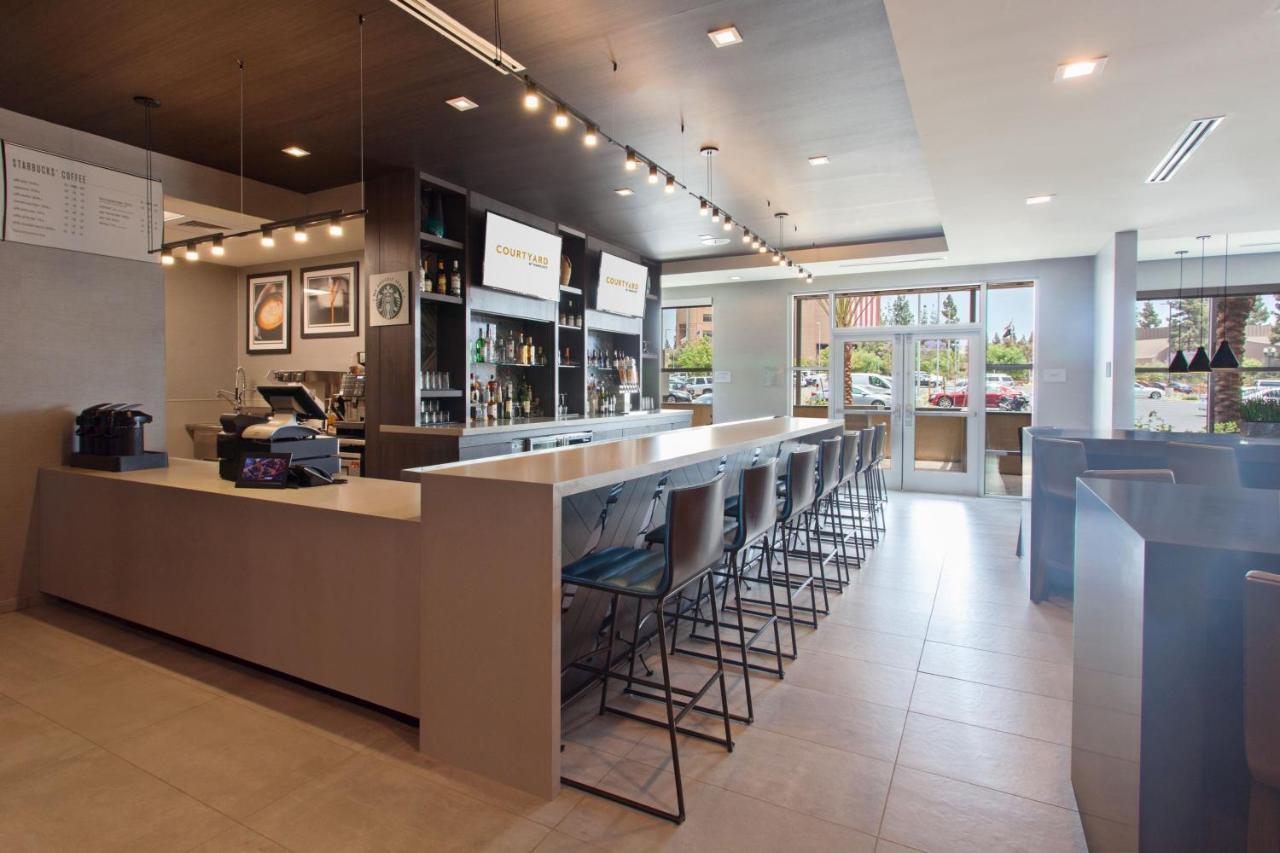 Courtyard By Marriott San Diego El Cajon Bagian luar foto