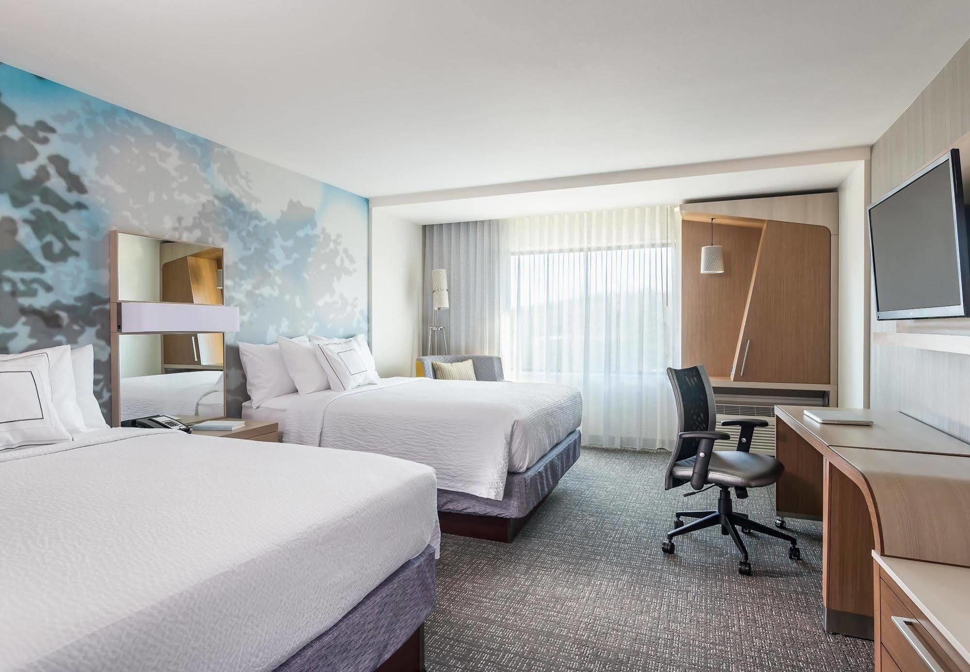 Courtyard By Marriott San Diego El Cajon Bagian luar foto